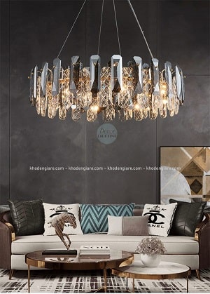 Chọn mẫu đèn chùm phòng khách