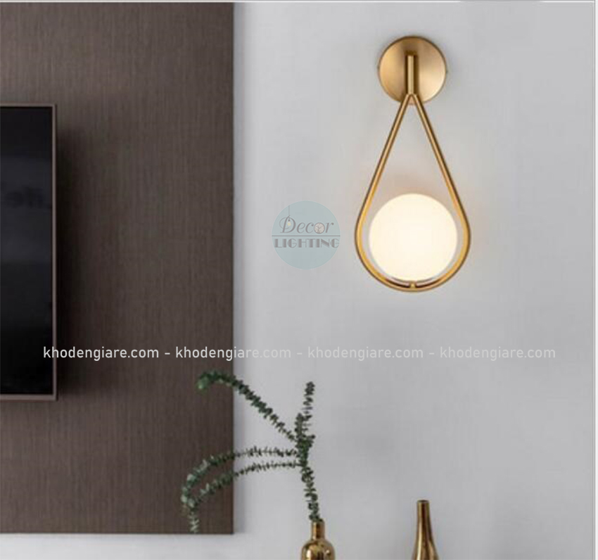 Đèn gắn tường decor cầu thủy tinh hình giọt nước DC715
