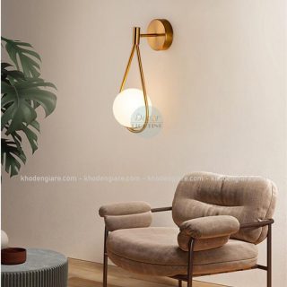 Đèn gắn tường decor cầu thủy tinh hình giọt nước DC715