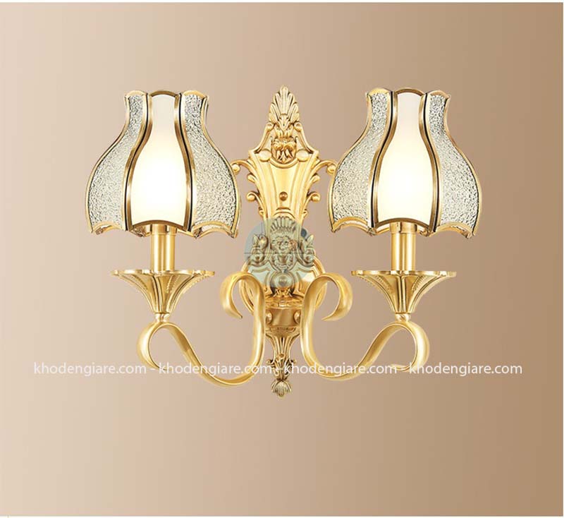 Đèn cổ điển chất liệu đồng DT023