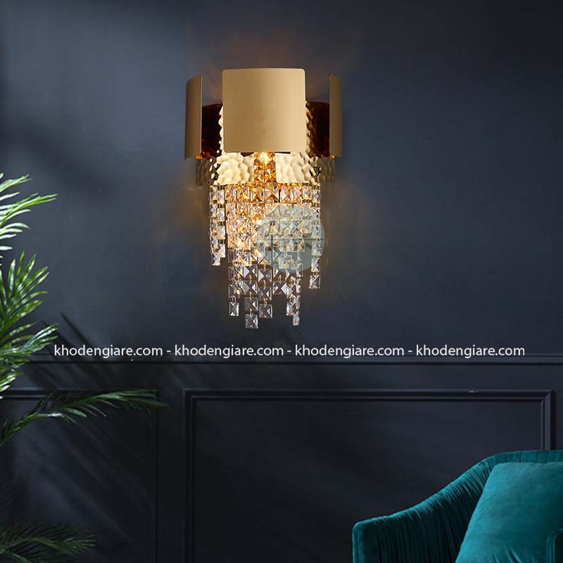 Đèn tường pha lê hiện đại TPL003