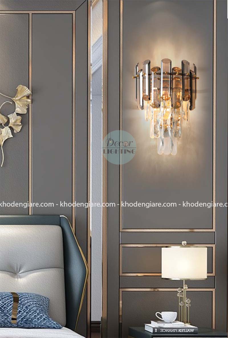 Đèn tường pha lê phòng khách TPL005