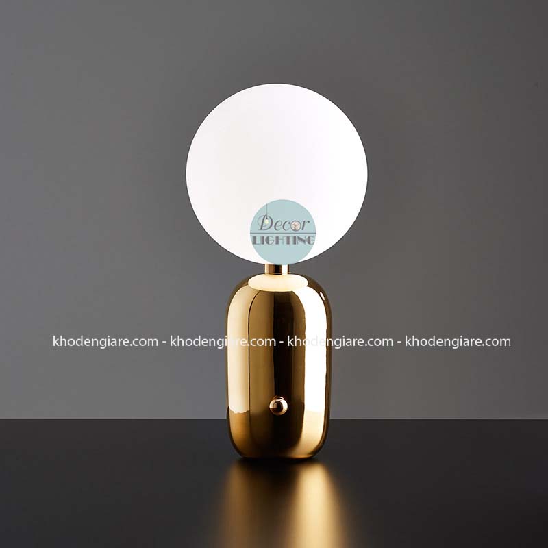 Đèn bàn chao thủy tinh tròn DC/DB-3596