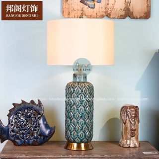 Đèn bàn thân gốm chao vải DC/DB-3595