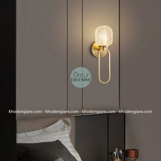 Đèn tường chao pha lê chân oval vàng đồng DTC077